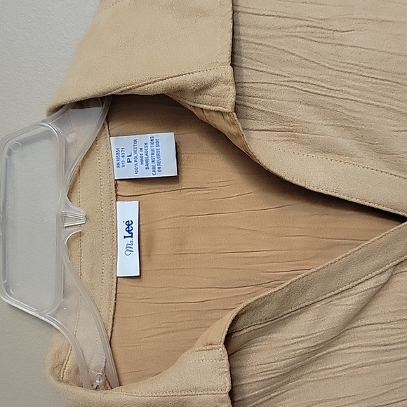 Ladies sz LP button-down shirt (price for shirt only) - Picture 2 of 6